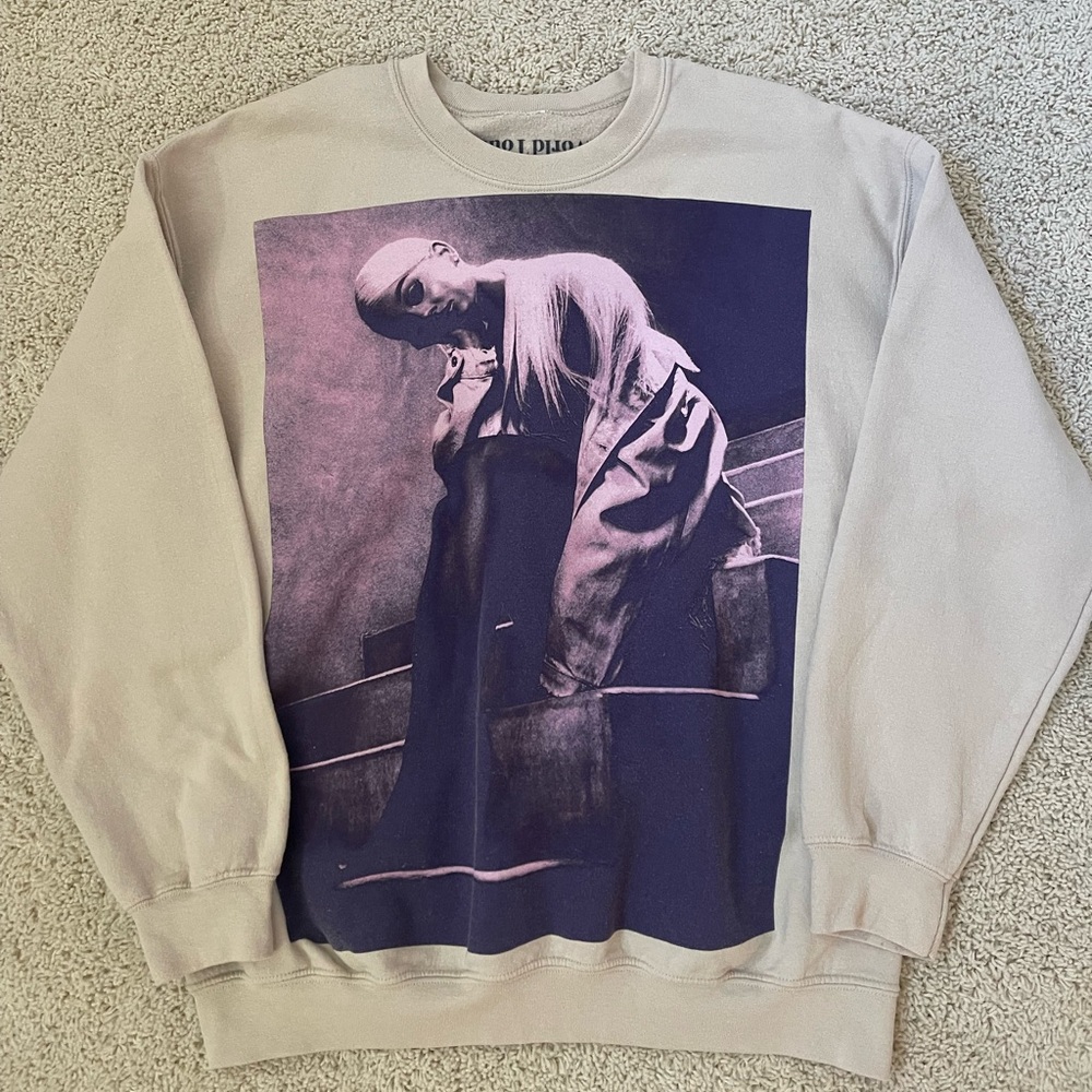 Ariana Grande 2019 Sweetener Tour Sweatshirt